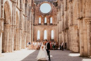 San-Galgano-Abbey-Tuscany-Destination-Wedding-42-scaled